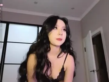 LorrySkye – webcam model profile photo Image 14