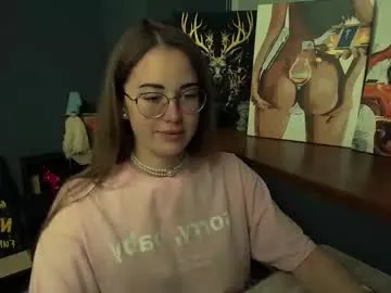 blondeangel_4u2 – webcam model profile photo Image 17