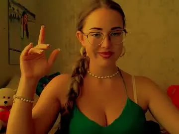 blondeangel_4u2 – webcam model profile photo Image 5