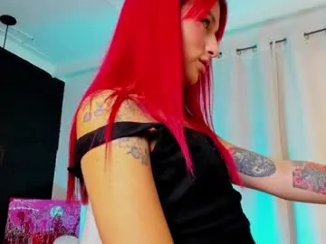 carry_hai – webcam model profile photo Image 4