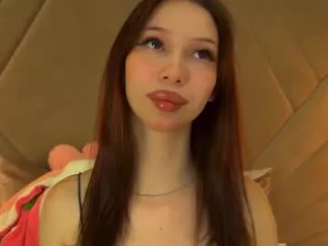 Jenifersplaypen – webcam model profile photo Image 2