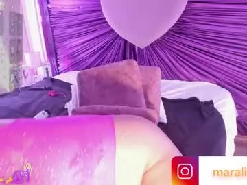 AureliyXXX – webcam model profile photo Image 11