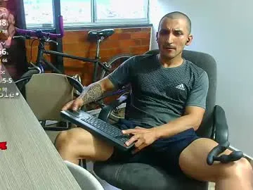 Libely – webcam model profile photo Image 10