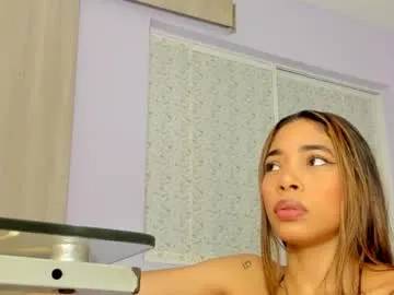 British_EmJess – webcam model profile photo Image 14