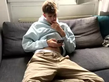 matty19gaytwink's Thumb Image