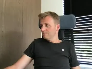 SelennaMoon – webcam model profile photo Image 12