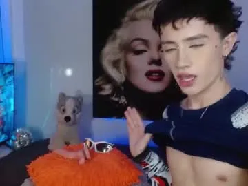 LizzieGreyX – webcam model profile photo Image 12