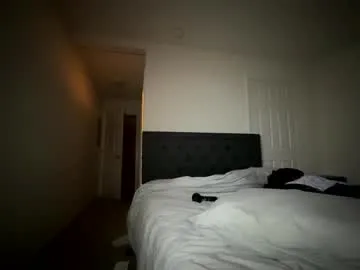 LoraDevine – webcam model profile photo Image 2