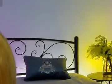 may-hadi – webcam model profile photo Image 8