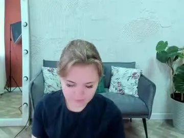 VictoriaDiamo – webcam model profile photo Image 2