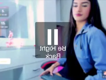 BrookeBratXO – webcam model profile photo Image 4