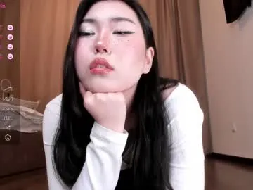 MilashaNyasha – webcam model profile photo Image 4