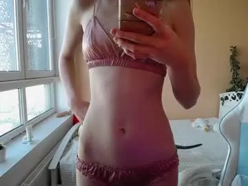 British_EmJess – webcam model profile photo Image 6