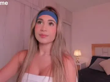 SashaVaughn – webcam model profile photo Image 8