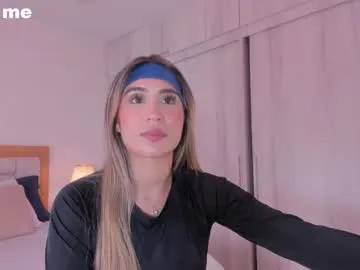 SashaVaughn – webcam model profile photo Image 9