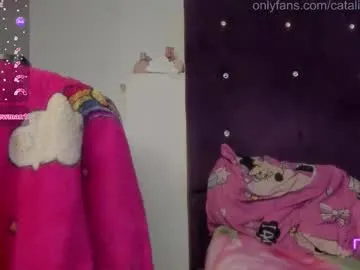 bellecollins – webcam model profile photo Image 10