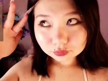 AmberCroft – webcam model profile photo Image 13