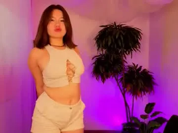 AmberCroft – webcam model profile photo Image 7