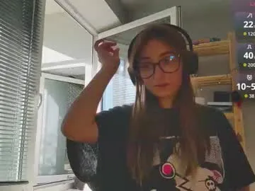 KamaFeels – webcam model profile photo Image 19