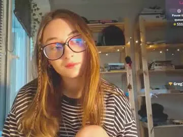 KamaFeels – webcam model profile photo Image 9