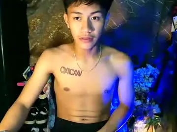 LoraDevine – webcam model profile photo Image 10