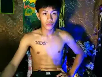 LoraDevine – webcam model profile photo Image 12