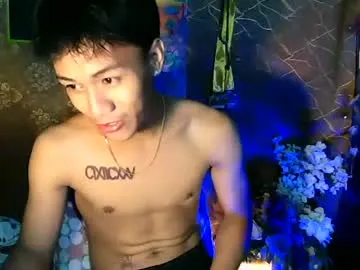 LoraDevine – webcam model profile photo Image 13