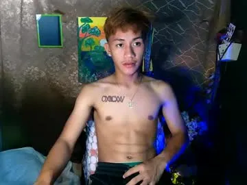 LoraDevine – webcam model profile photo Image 17