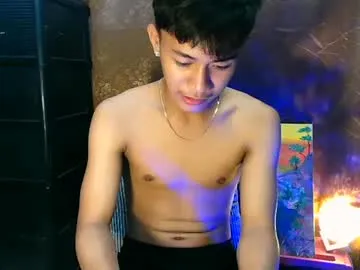 LoraDevine – webcam model profile photo Image 3