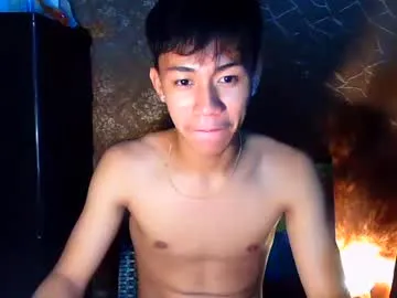 LoraDevine – webcam model profile photo Image 4