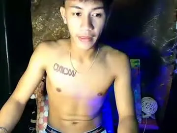 LoraDevine – webcam model profile photo Image 8