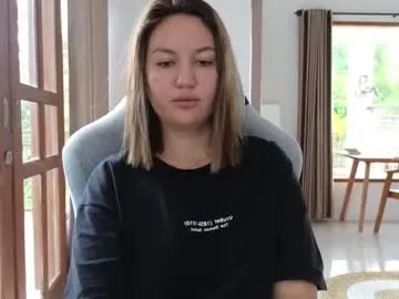 British_EmJess – webcam model profile photo Image 7