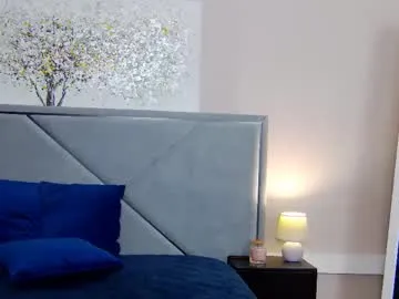 ANGELALADI – webcam model profile photo Image 12