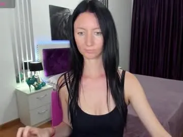 glossybabe_ – webcam model profile photo Image 6