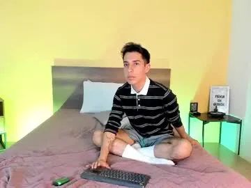 kinkyhousexxx – webcam model profile photo Image 9