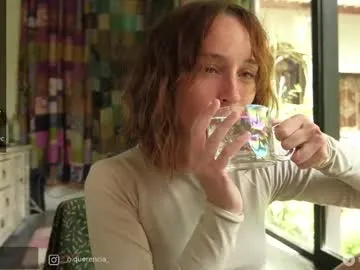 TenderLora – webcam model profile photo Image 2