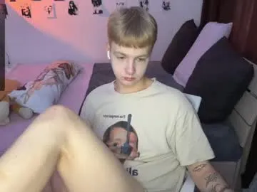 AntonioWest – webcam model profile photo Image 16