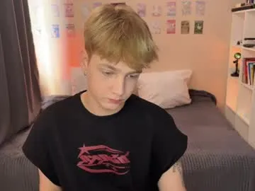 AntonioWest – webcam model profile photo Image 2