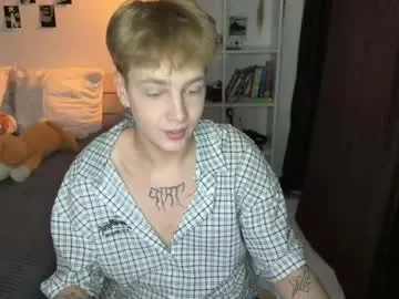 AntonioWest – webcam model profile photo Image 3