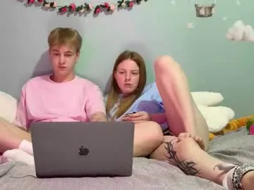 AntonioWest – webcam model profile photo Image 5