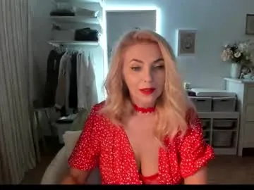 MilashaNyasha – webcam model profile photo Image 4
