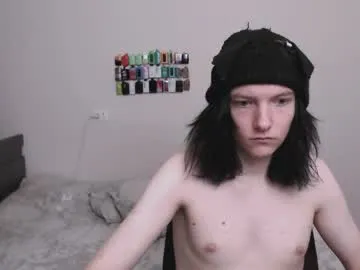 British_EmJess – webcam model profile photo Image 14