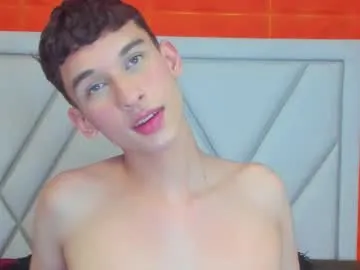stefanoeverett – webcam model profile photo Image 9
