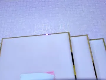 Ellalouisee89 – webcam model profile photo Image 16