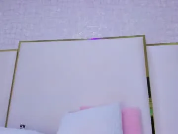 Ellalouisee89 – webcam model profile photo Image 3