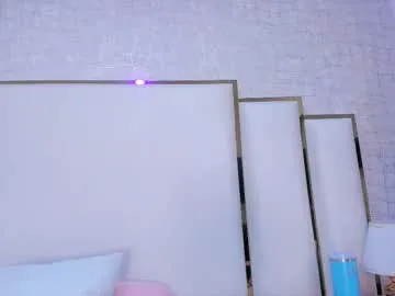 Ellalouisee89 – webcam model profile photo Image 4