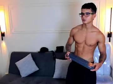 Donovan_Desmond – webcam model profile photo Image 19