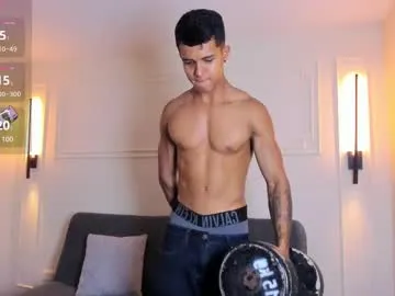 Donovan_Desmond – webcam model profile photo Image 6