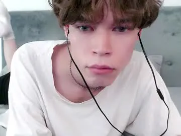 kinkyhousexxx – webcam model profile photo Image 7