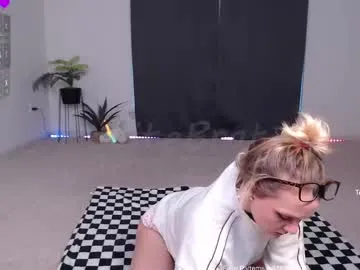 heanvenlyblonde – webcam model profile photo Image 15